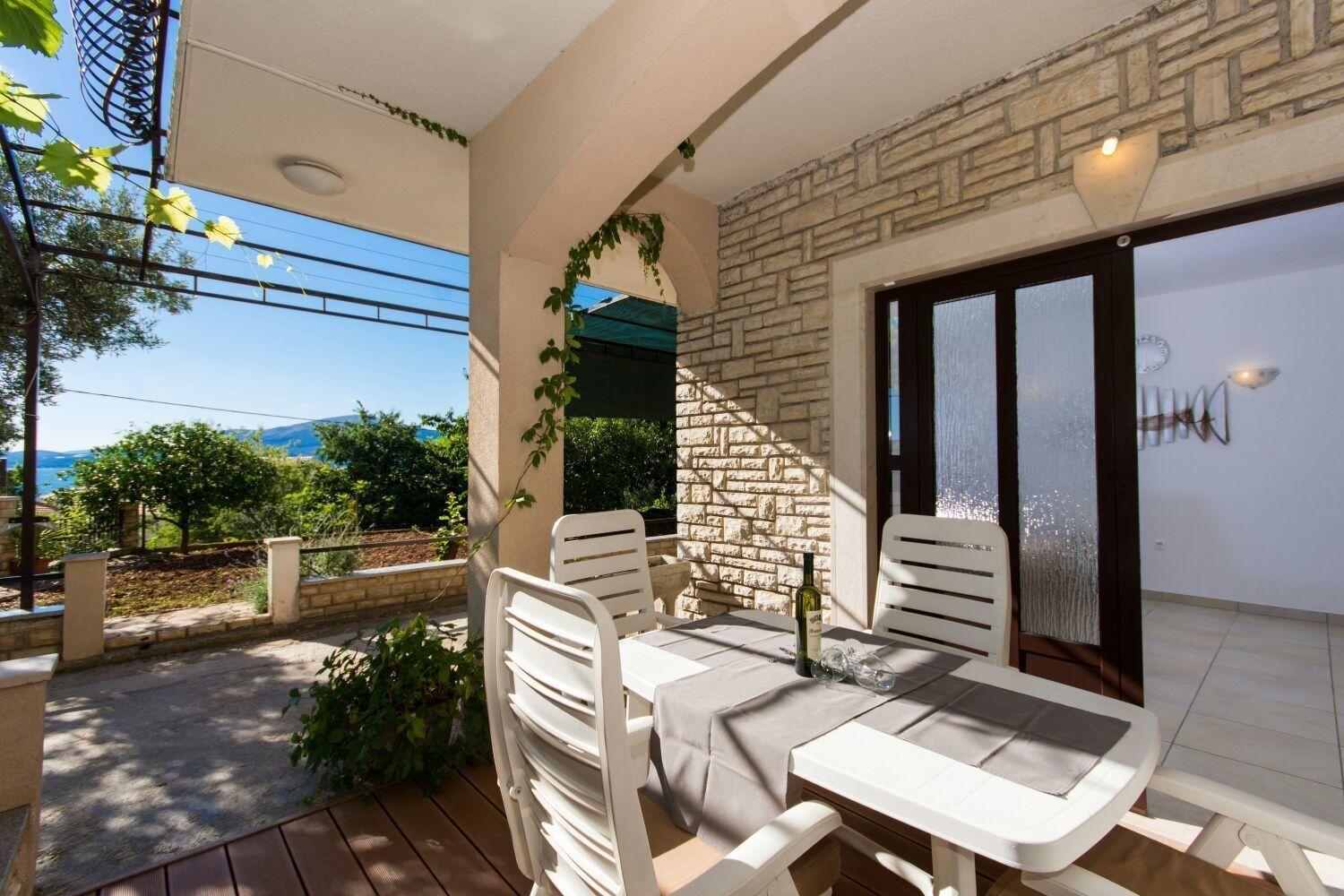 Apartment Bareta Trogir Exterior photo
