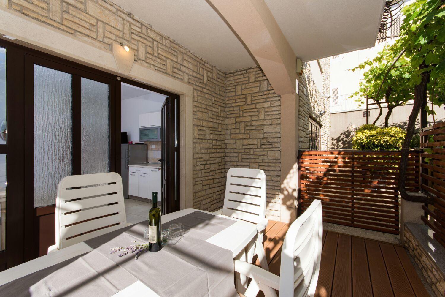 Apartment Bareta Trogir Exterior photo